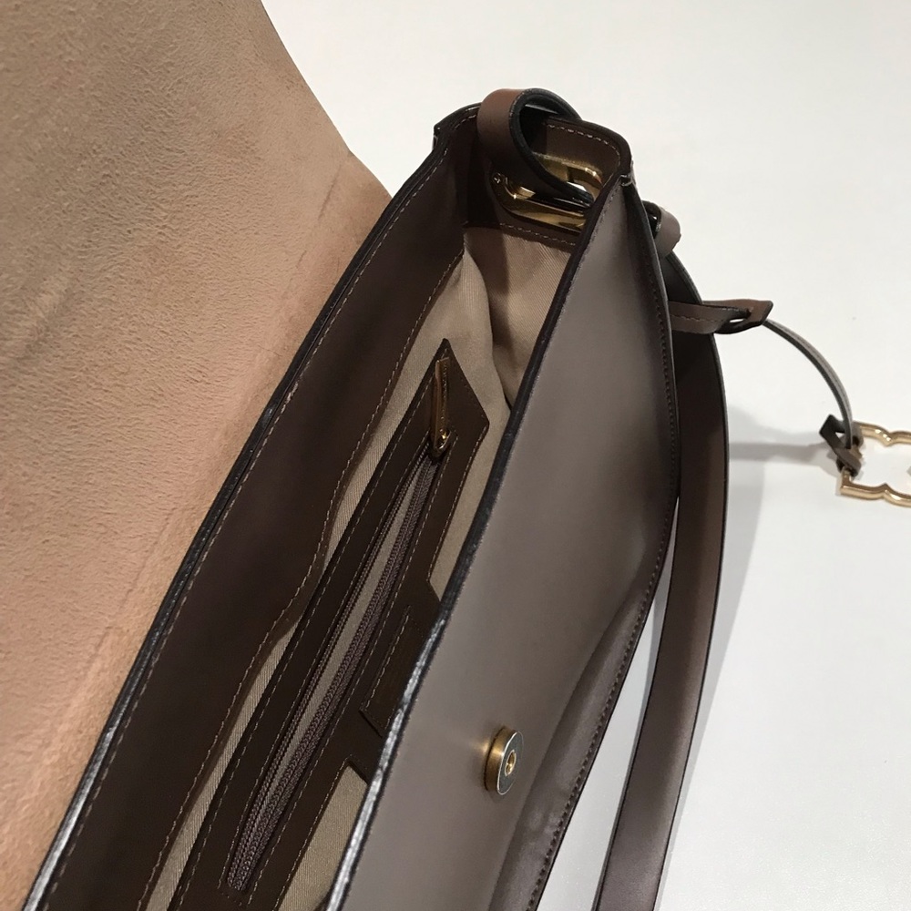 🌼BCBGMaxAzria Real Leather Crossbody Bag, 11”x8”x3.5” - Picture 5 of 16